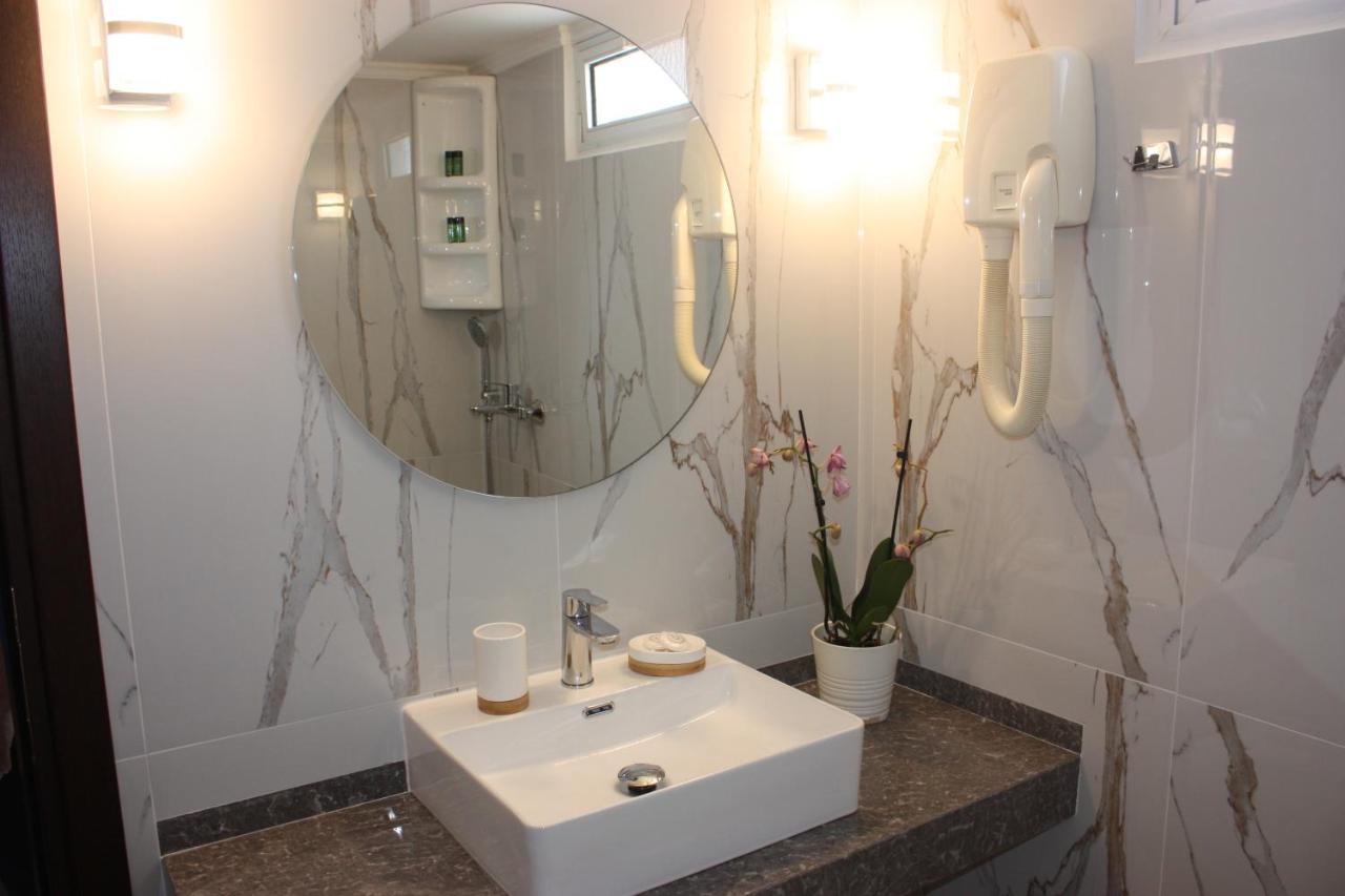 Hotel Cariatis 2*