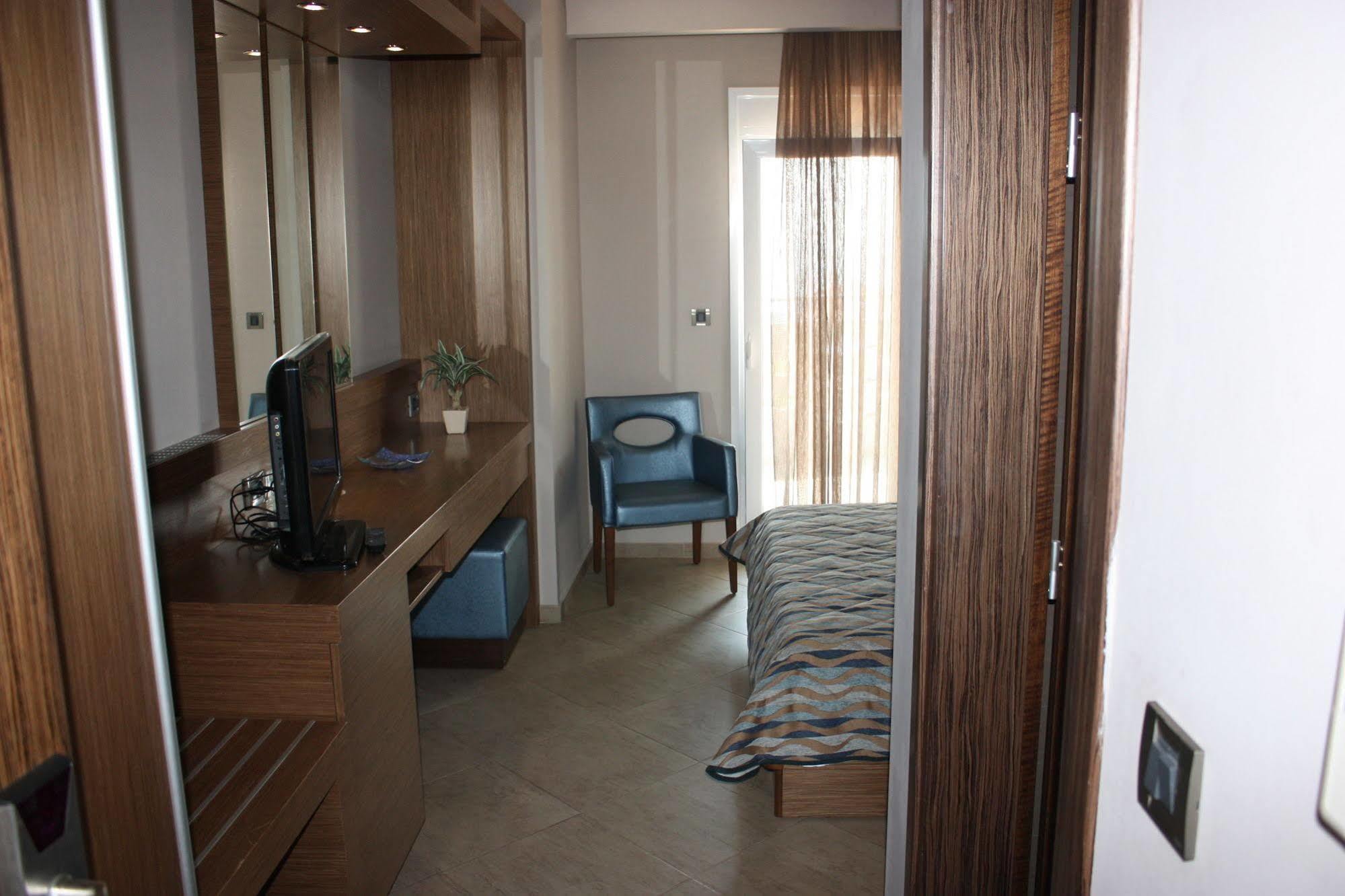 Hotel Cariatis Nea Kallikrateia